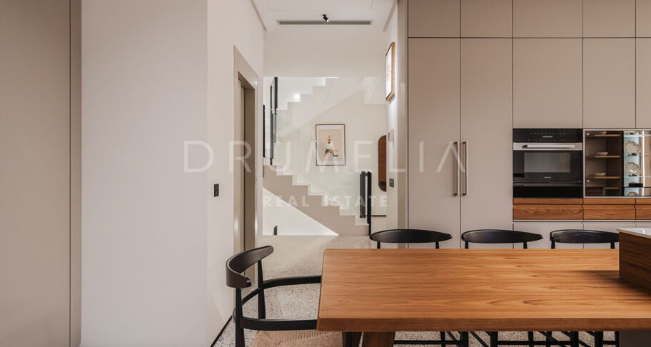 The Golden One- Luxury Modern Eco-Friendly Villa in The Golden 7 Urbanization- Golden Mile, Marbella