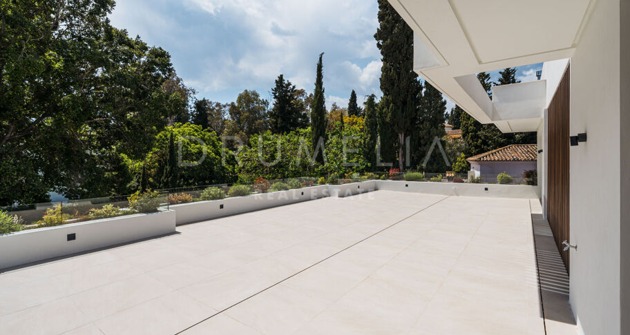 The Golden One- Luxury Modern Eco-Friendly Villa in The Golden 7 Urbanization- Golden Mile, Marbella