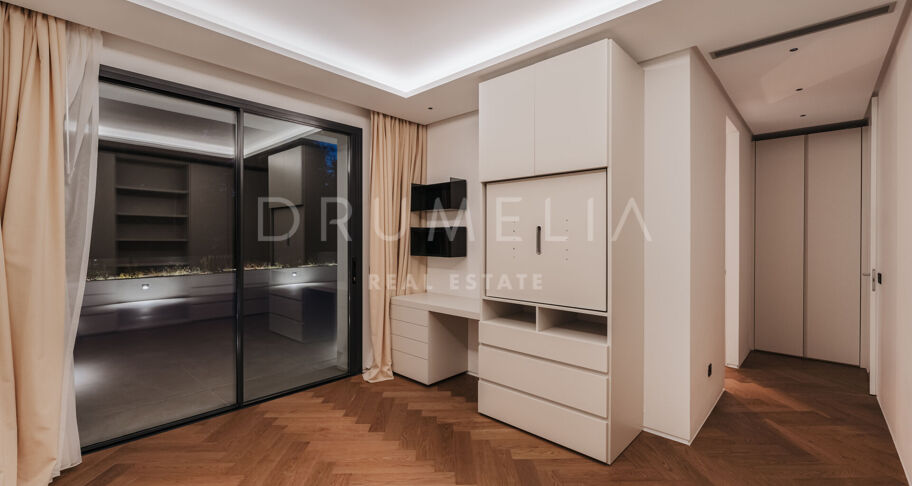 The Golden One- Luxury Modern Eco-Friendly Villa in The Golden 7 Urbanization- Golden Mile, Marbella