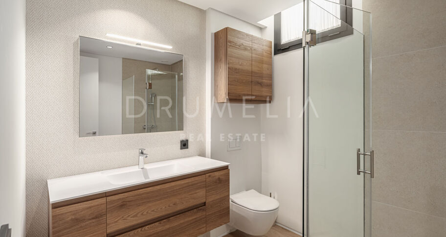 The Golden One- Luxury Modern Eco-Friendly Villa in The Golden 7 Urbanization- Golden Mile, Marbella