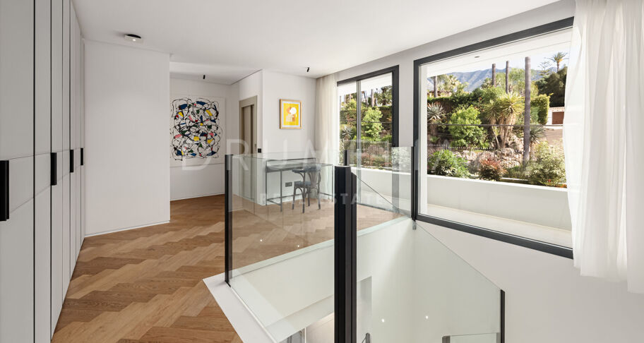 The Golden One- Luxury Modern Eco-Friendly Villa in The Golden 7 Urbanization- Golden Mile, Marbella