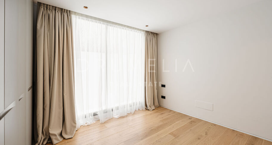 The Golden One- Luxury Modern Eco-Friendly Villa in The Golden 7 Urbanization- Golden Mile, Marbella