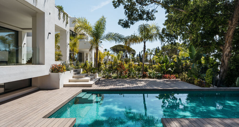 The Golden One- Luxury Modern Eco-Friendly Villa in The Golden 7 Urbanization- Golden Mile, Marbella
