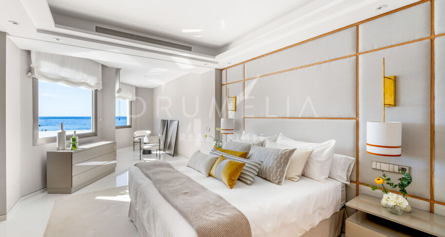 Waterfront 4-Bed Apartment with Dramatic Sea Views in Gray D'Albion, Most Coveted Building in Puerto Banus