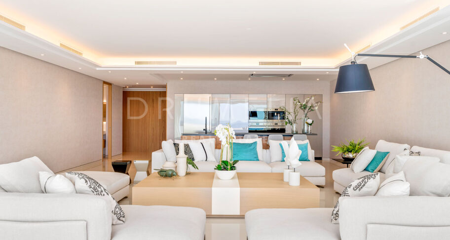 Waterfront 4-Bed Apartment with Dramatic Sea Views in Gray D'Albion, Most Coveted Building in Puerto Banus