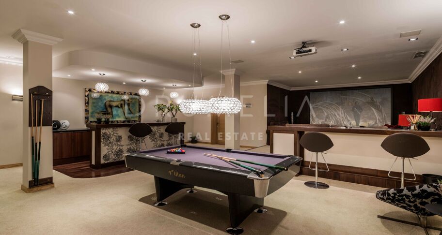 Luxe Villa in La Zagaleta met Panoramisch Uitzicht en Uitzonderlijke Privacy