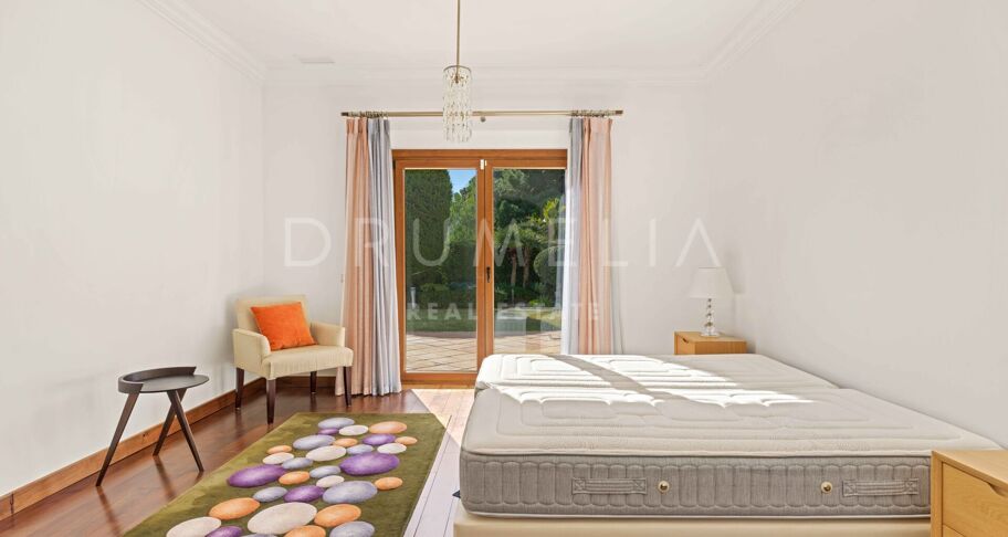 Luxe Villa in La Zagaleta met Panoramisch Uitzicht en Uitzonderlijke Privacy