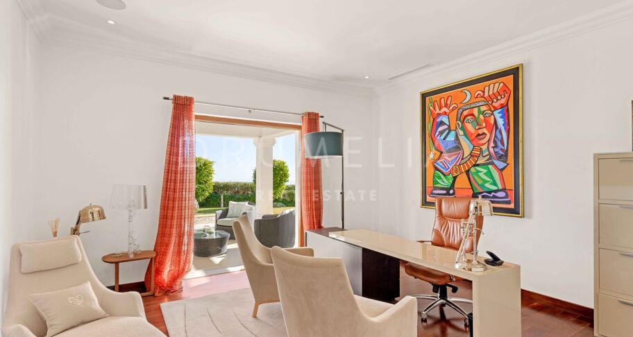 Luxe Villa in La Zagaleta met Panoramisch Uitzicht en Uitzonderlijke Privacy