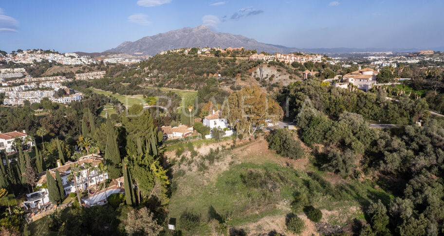 Magnífica Parcela en Puerto de Los Almendros, Benahavís