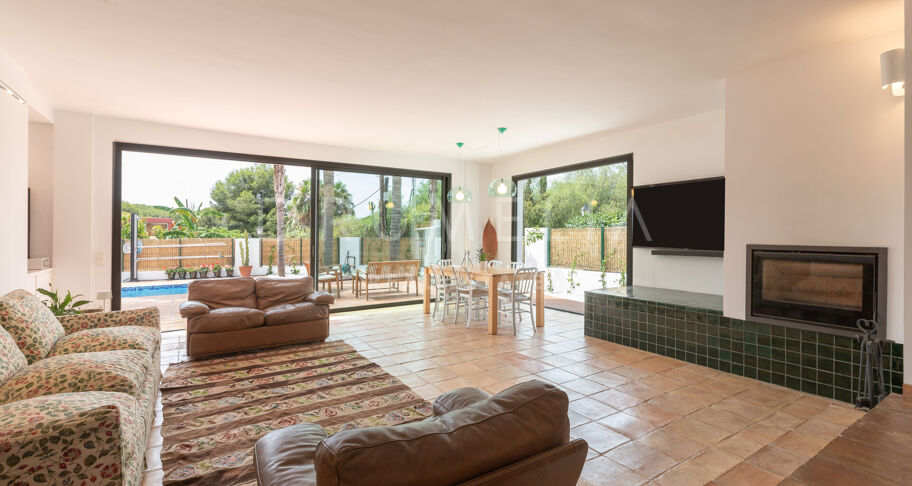 Unikalna willa w stylu architektonicznym na sprzedaż w Nagüeles, Marbella Golden Mile