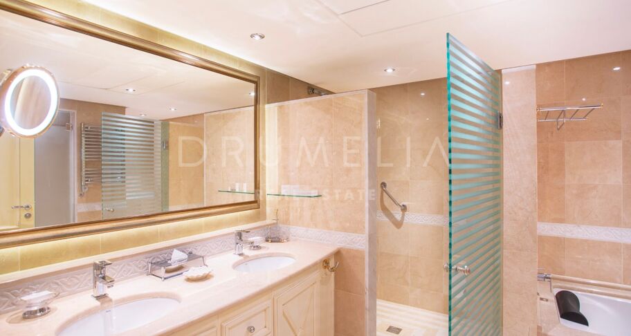 Stunning Penthouse in the Private Wing of Kempinski Hotel Bahia, Estepona