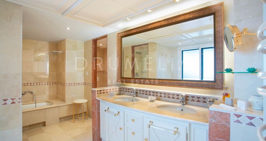Stunning Penthouse in the Private Wing of Kempinski Hotel Bahia, Estepona