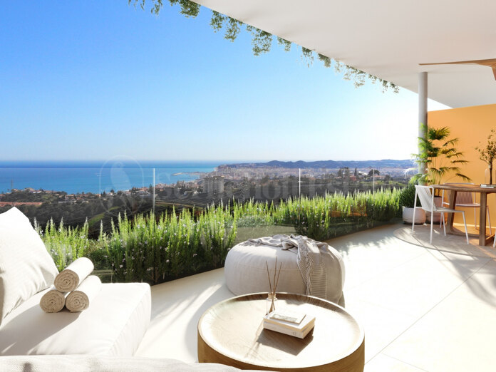 Luxury Ground floor apartments for sale in Fuengirola - Luxury Ground Floor Apartments With Private Decks
