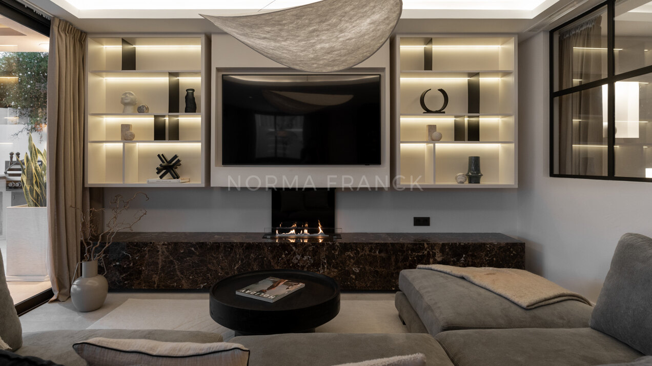 Villa Bellavue - Magnificent home with stunning views and walking distance to the beach and Puerto Banus