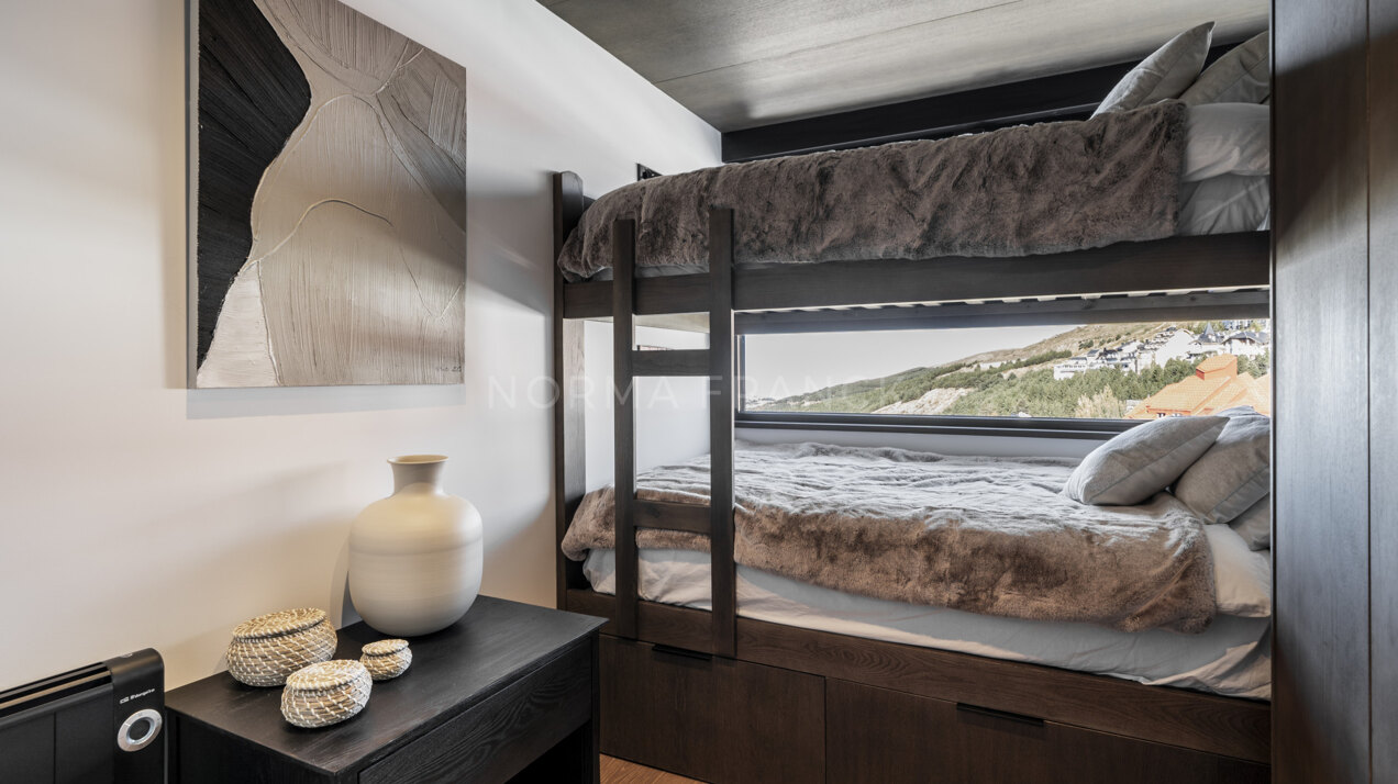 Sky Lodge