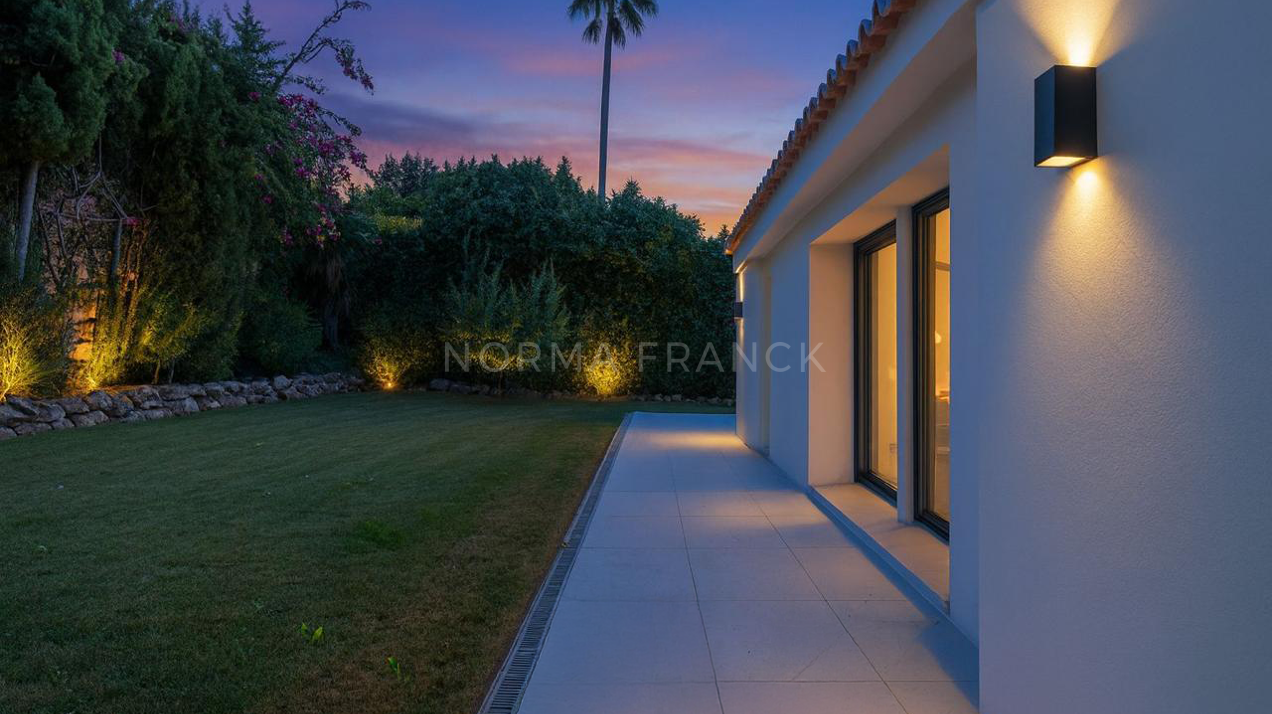 Villa Vanessa - Scandinavian style villa in Nueva Andalucía