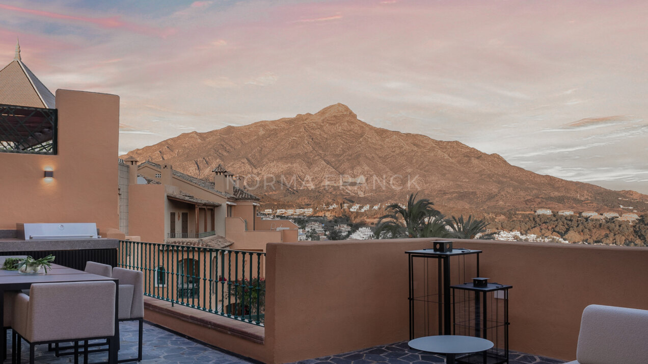 La Cerquilla Penthouse - a spectacular, fully renovated duplex penthouse offering luxury living in one of Nueva Andalucía’s most prestigious gated communities.
