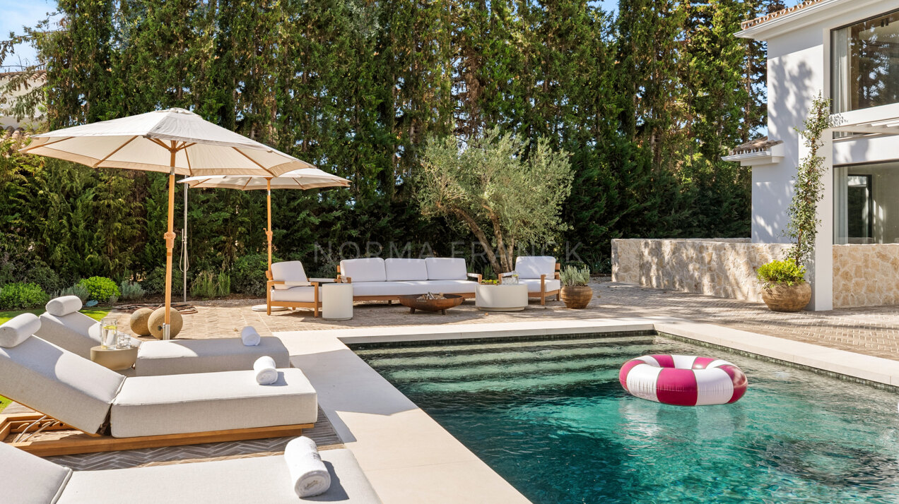 Villa Siena - Architectural masterpiece situated directly on the prestigious Las Brisas golf course