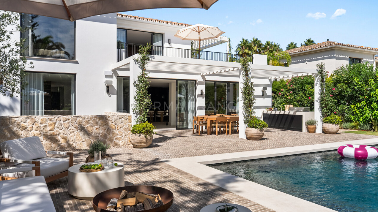 Villa Siena - Architectural masterpiece situated directly on the prestigious Las Brisas golf course