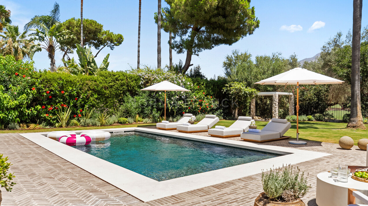 Villa Siena - Architectural masterpiece situated directly on the prestigious Las Brisas golf course