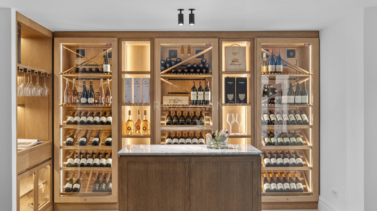 Villa Siena - Architectural masterpiece situated directly on the prestigious Las Brisas golf course