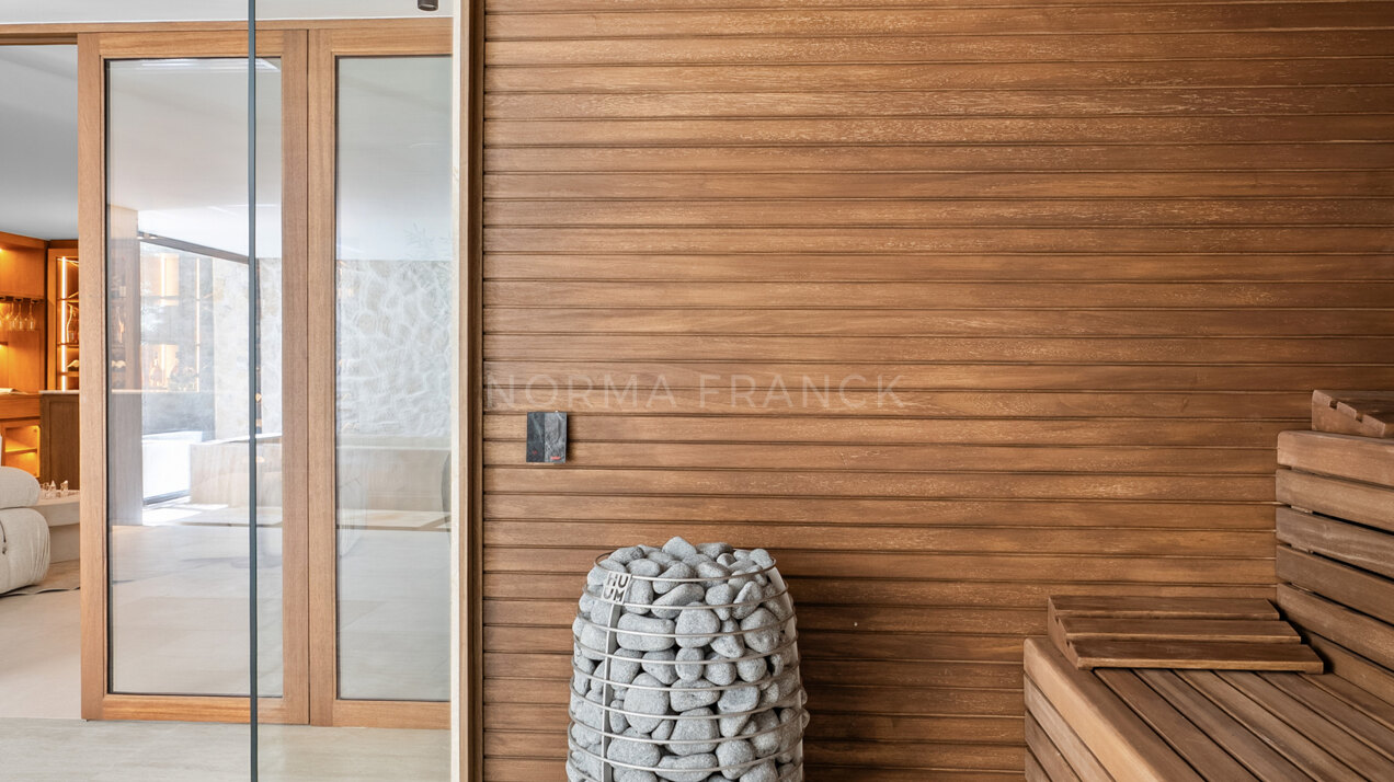 Villa Siena - Architectural masterpiece situated directly on the prestigious Las Brisas golf course