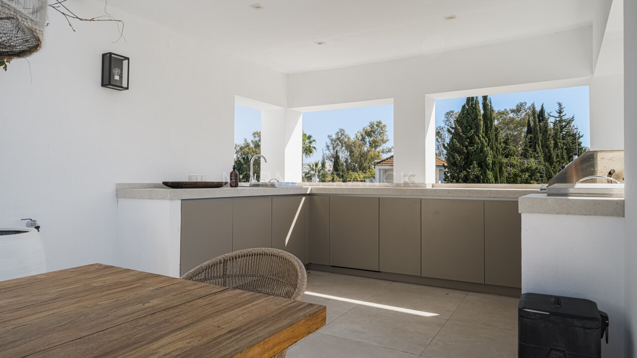 Villa Baolî - Stylish villa with panoramic view in Nueva Andalucia