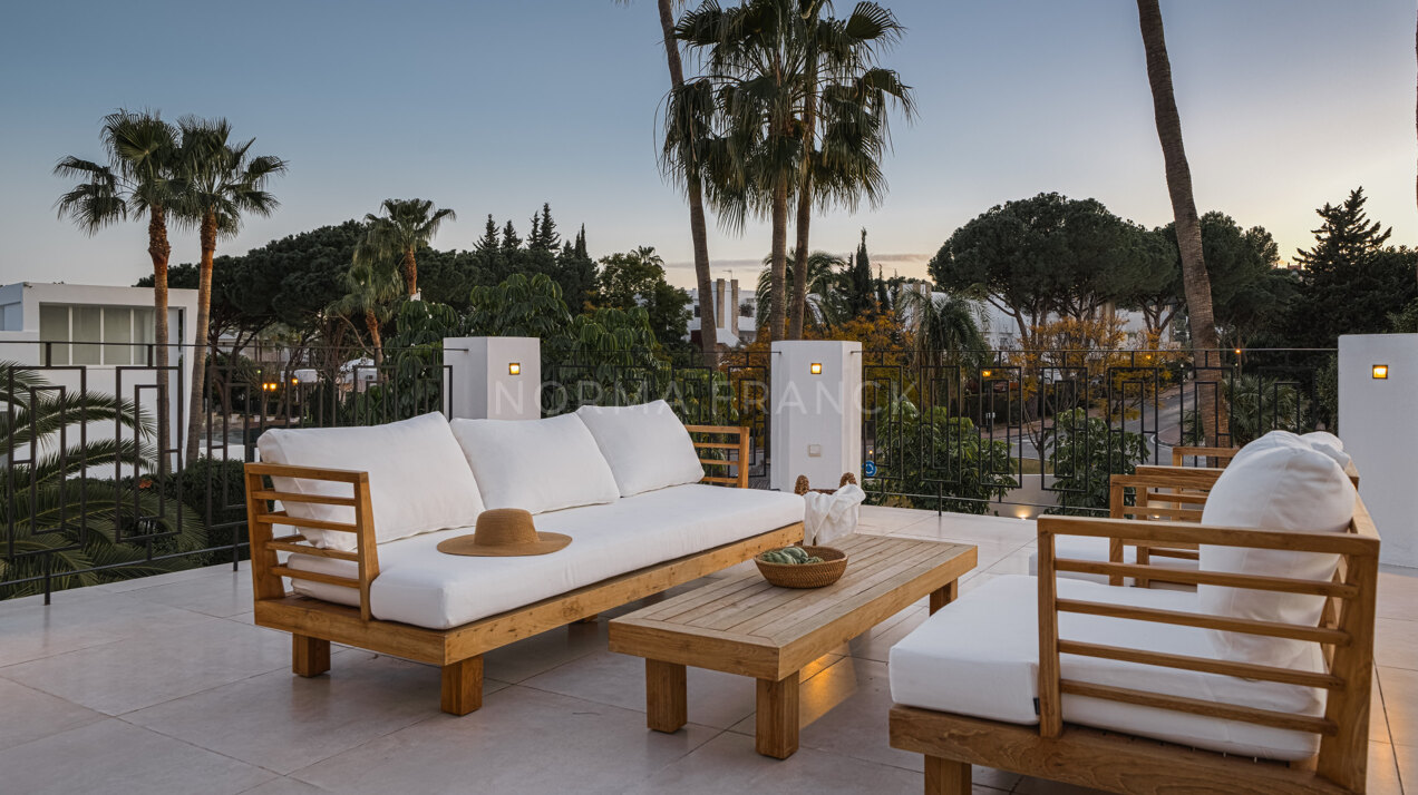 Villa Baolî - Stylish villa with panoramic view in Nueva Andalucia