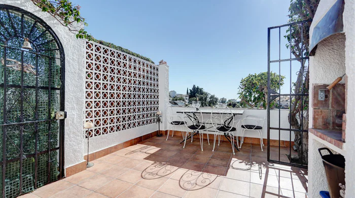 Villa for sale in Calahonda, Mijas Costa