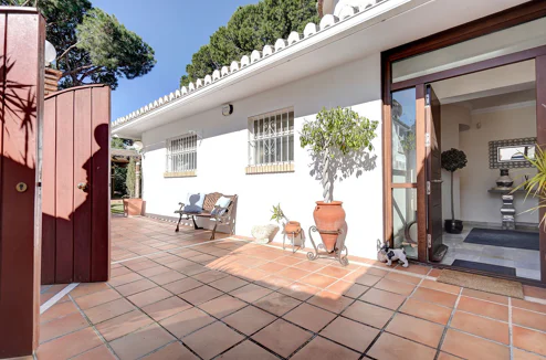Villa for sale in Calahonda, Mijas Costa