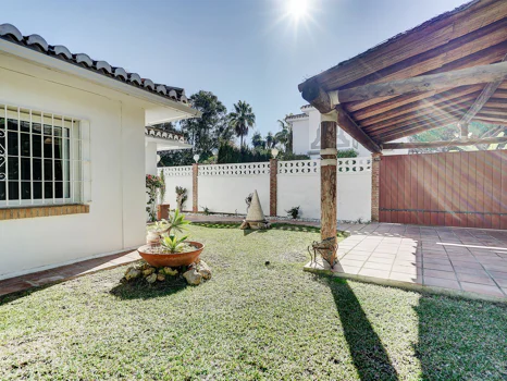 Villa for sale in Calahonda, Mijas Costa