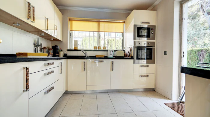 Villa for sale in Calahonda, Mijas Costa