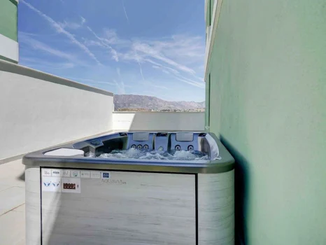 Ground Floor Apartment for sale in Cala de Mijas, Mijas Costa