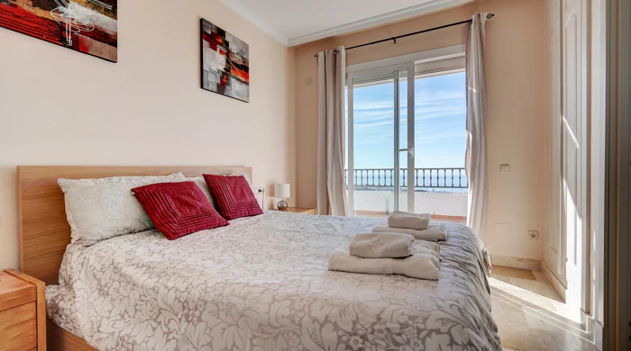 Penthouse for sale in Calahonda, Mijas Costa