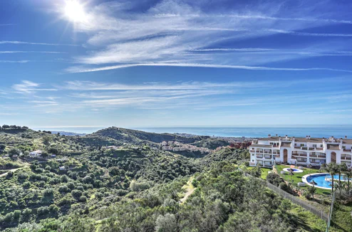 Penthouse for sale in Calahonda, Mijas Costa