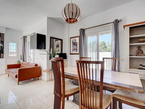 Villa for sale in Torreblanca, Fuengirola
