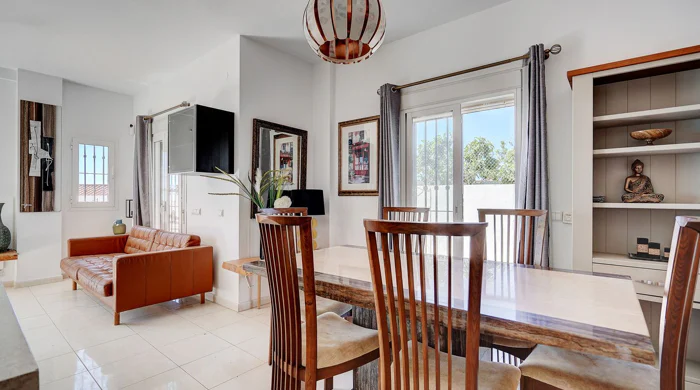 Villa for sale in Torreblanca, Fuengirola