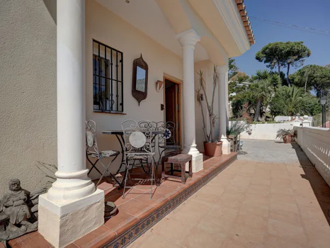 Villa for sale in Torreblanca, Fuengirola