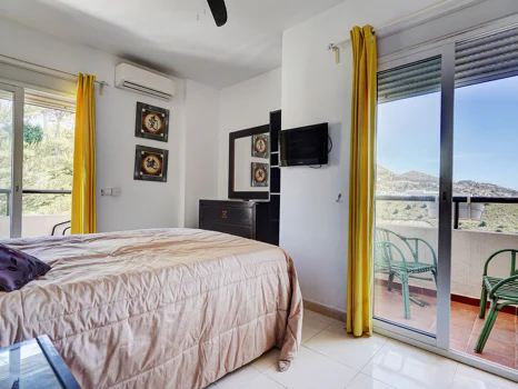 Villa for sale in Torreblanca, Fuengirola