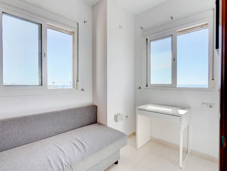 Villa for sale in Torreblanca, Fuengirola