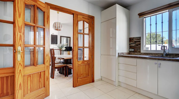 Villa for sale in Torreblanca, Fuengirola