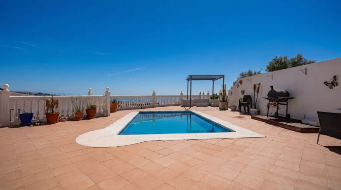 Villa for sale in Torreblanca, Fuengirola