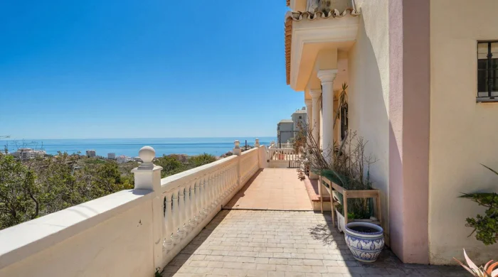 Villa for sale in Torreblanca, Fuengirola