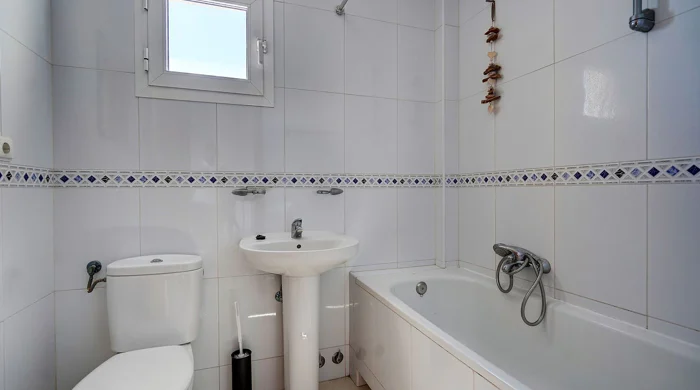 Villa for sale in Torreblanca, Fuengirola