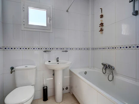 Villa for sale in Torreblanca, Fuengirola