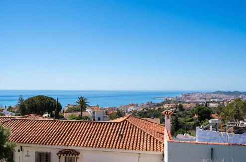 Villa for sale in Torreblanca, Fuengirola