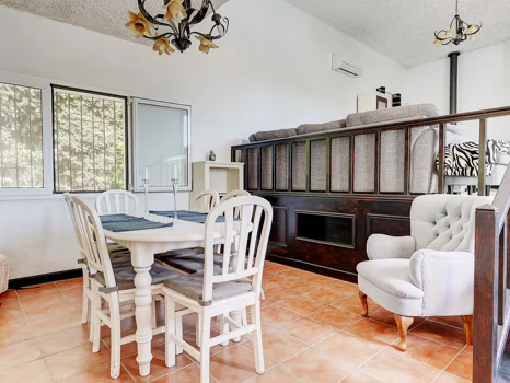 Villa for sale in Sierrezuela, Mijas Costa