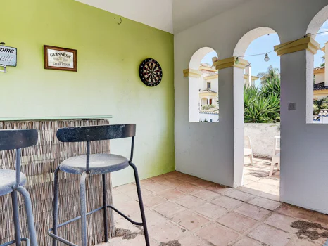 Villa for sale in Sierrezuela, Mijas Costa