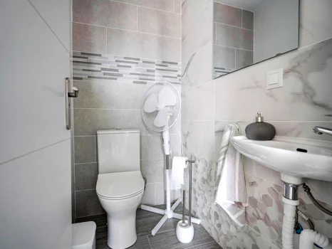 Town House for sale in Las Chapas, Marbella East