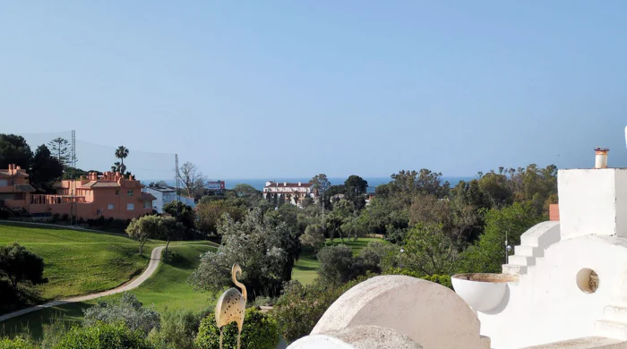 Town House for sale in Las Chapas, Marbella East
